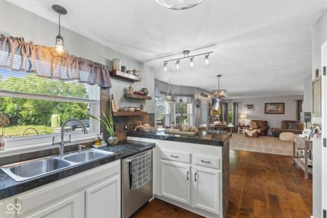 12403 Carriage Stone Drive Fishers IN 46037