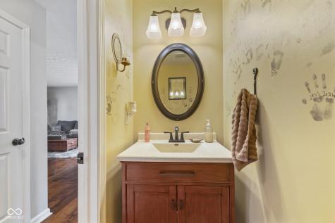 12403 Carriage Stone Drive Fishers IN 46037