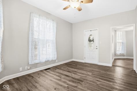 1325 S K Street Elwood IN 46036