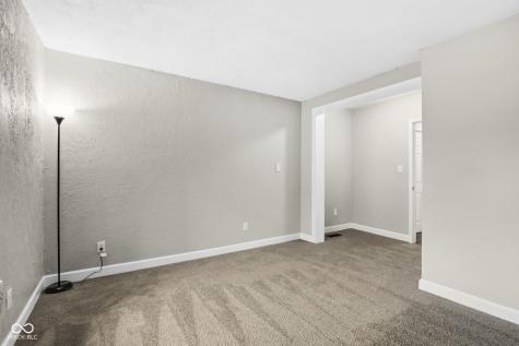 1325 S K Street Elwood IN 46036