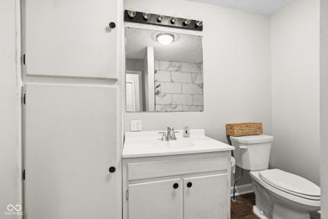 1325 S K Street Elwood IN 46036