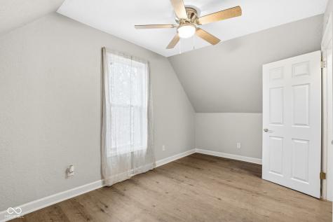 1325 S K Street Elwood IN 46036