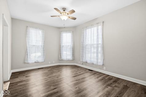 1325 S K Street Elwood IN 46036