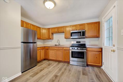 307 Crestview Court Chesterfield IN 46017