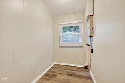 307 Crestview Court Chesterfield IN 46017