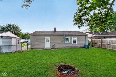307 Crestview Court Chesterfield IN 46017
