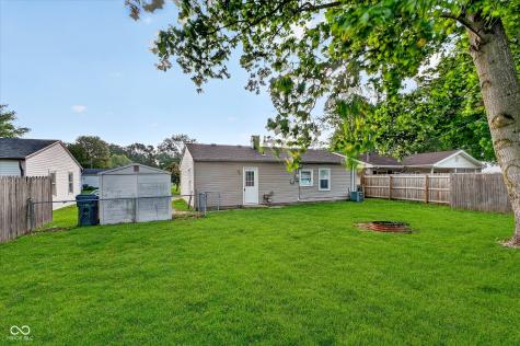 307 Crestview Court Chesterfield IN 46017