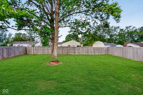 307 Crestview Court Chesterfield IN 46017