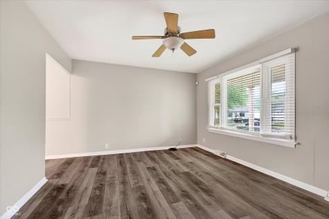 307 Crestview Court Chesterfield IN 46017