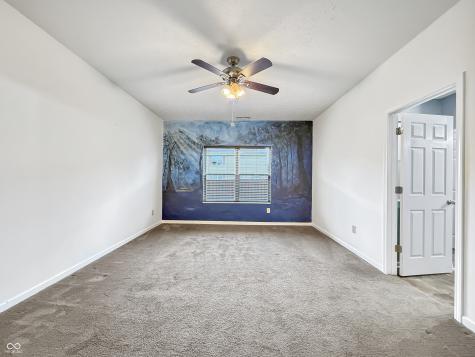 881 Sommersweet Run Greenwood IN 46143