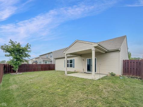 881 Sommersweet Run Greenwood IN 46143