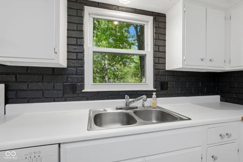 9222 Allisonwood Drive Indianapolis IN 46250
