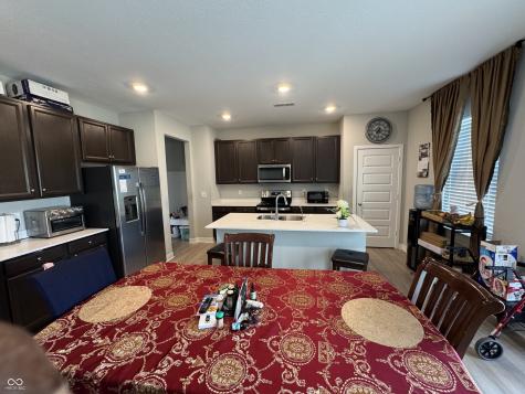 1303 Eton Way Avon IN 46123
