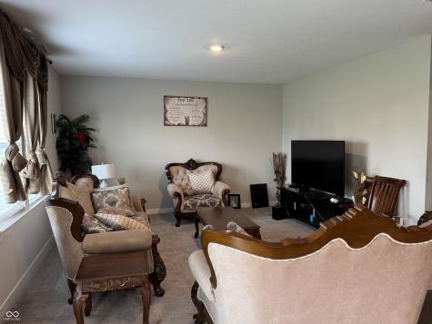1303 Eton Way Avon IN 46123