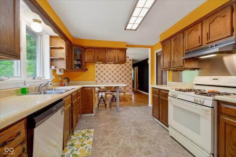 3637 W 69th Street Indianapolis IN 46268