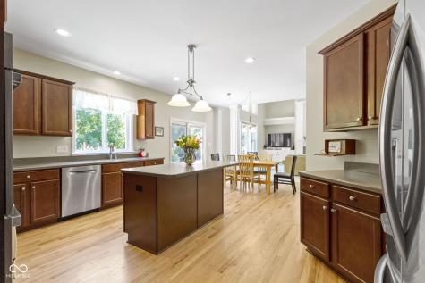 12269 Enmore Park Fishers IN 46037