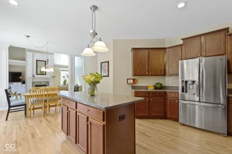 12269 Enmore Park Fishers IN 46037