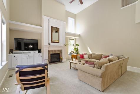 12269 Enmore Park Fishers IN 46037