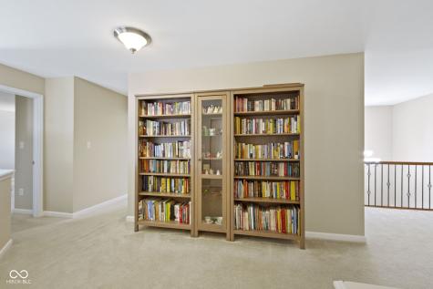 12269 Enmore Park Fishers IN 46037