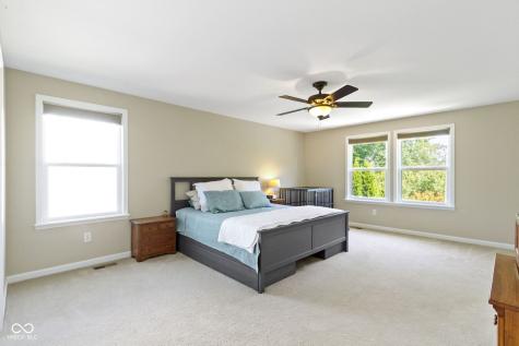 12269 Enmore Park Fishers IN 46037