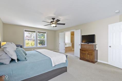 12269 Enmore Park Fishers IN 46037