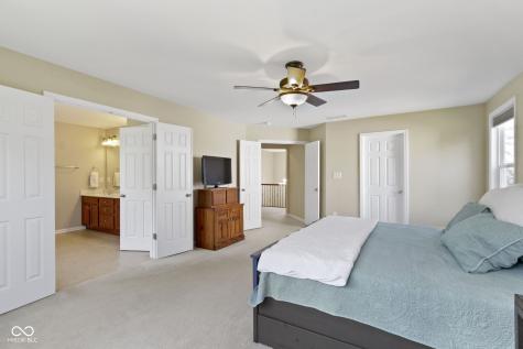12269 Enmore Park Fishers IN 46037