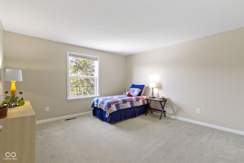 12269 Enmore Park Fishers IN 46037