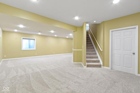 12269 Enmore Park Fishers IN 46037