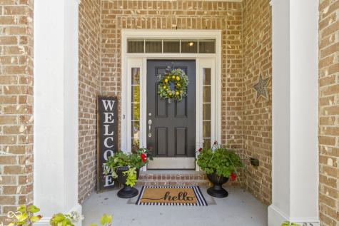 12269 Enmore Park Fishers IN 46037