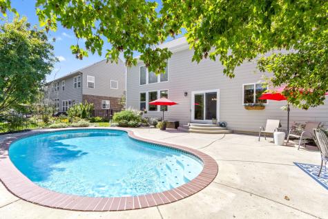 12269 Enmore Park Fishers IN 46037