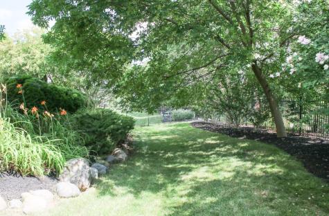 12269 Enmore Park Fishers IN 46037