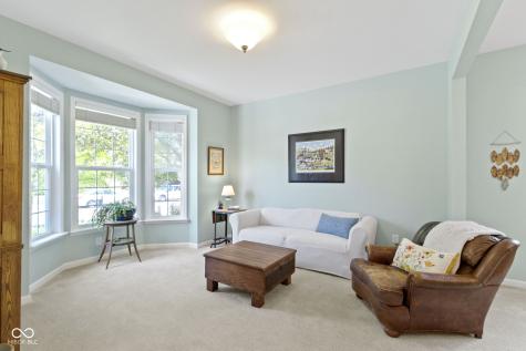 12269 Enmore Park Fishers IN 46037