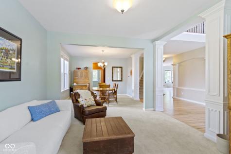 12269 Enmore Park Fishers IN 46037