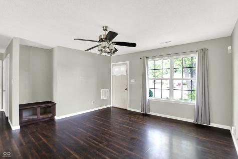 5327 Milhouse Road Indianapolis IN 46221