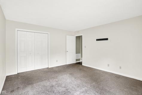 5327 Milhouse Road Indianapolis IN 46221