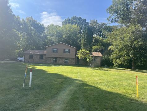 1091 Stanley Drive Zionsville IN 46077