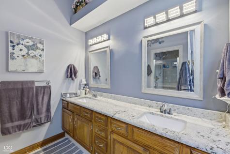 414 Deer Walk Trace Westfield IN 46074