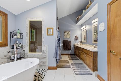 414 Deer Walk Trace Westfield IN 46074