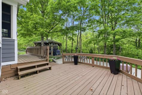 414 Deer Walk Trace Westfield IN 46074