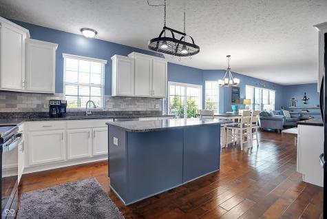 13836 Fieldcrest Drive Mccordsville IN 46055