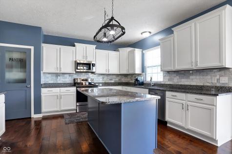 13836 Fieldcrest Drive Mccordsville IN 46055