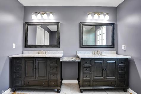 13836 Fieldcrest Drive Mccordsville IN 46055