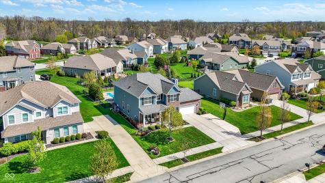 13836 Fieldcrest Drive Mccordsville IN 46055