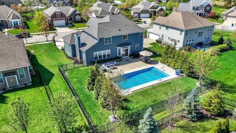 13836 Fieldcrest Drive Mccordsville IN 46055