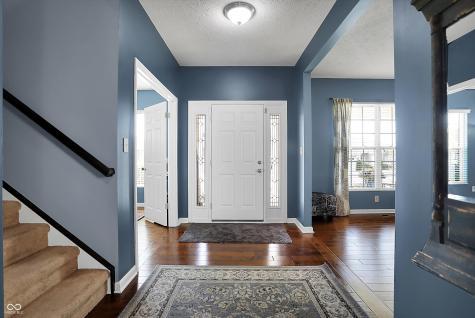 13836 Fieldcrest Drive Mccordsville IN 46055