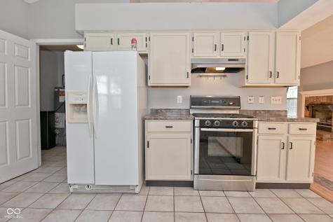 202 Sugar Bush Lane S Brownsburg IN 46112