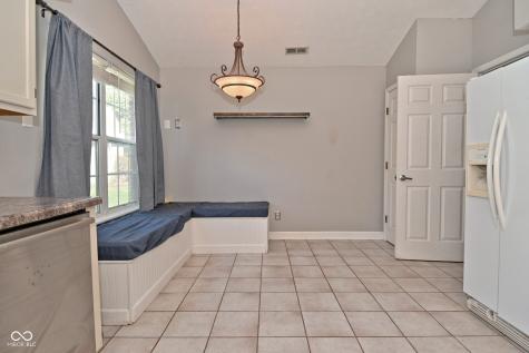 202 Sugar Bush Lane S Brownsburg IN 46112