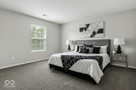 1236 N Aberdeen Drive Franklin IN 46131