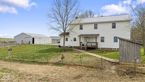 2034 N Naugle Road Salem IN 47167