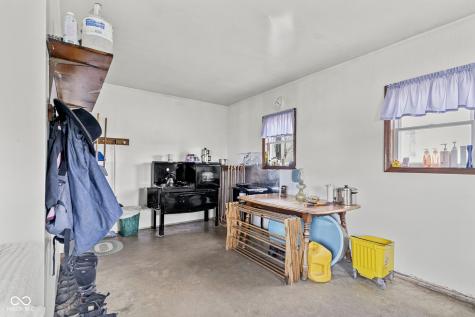 2034 N Naugle Road Salem IN 47167